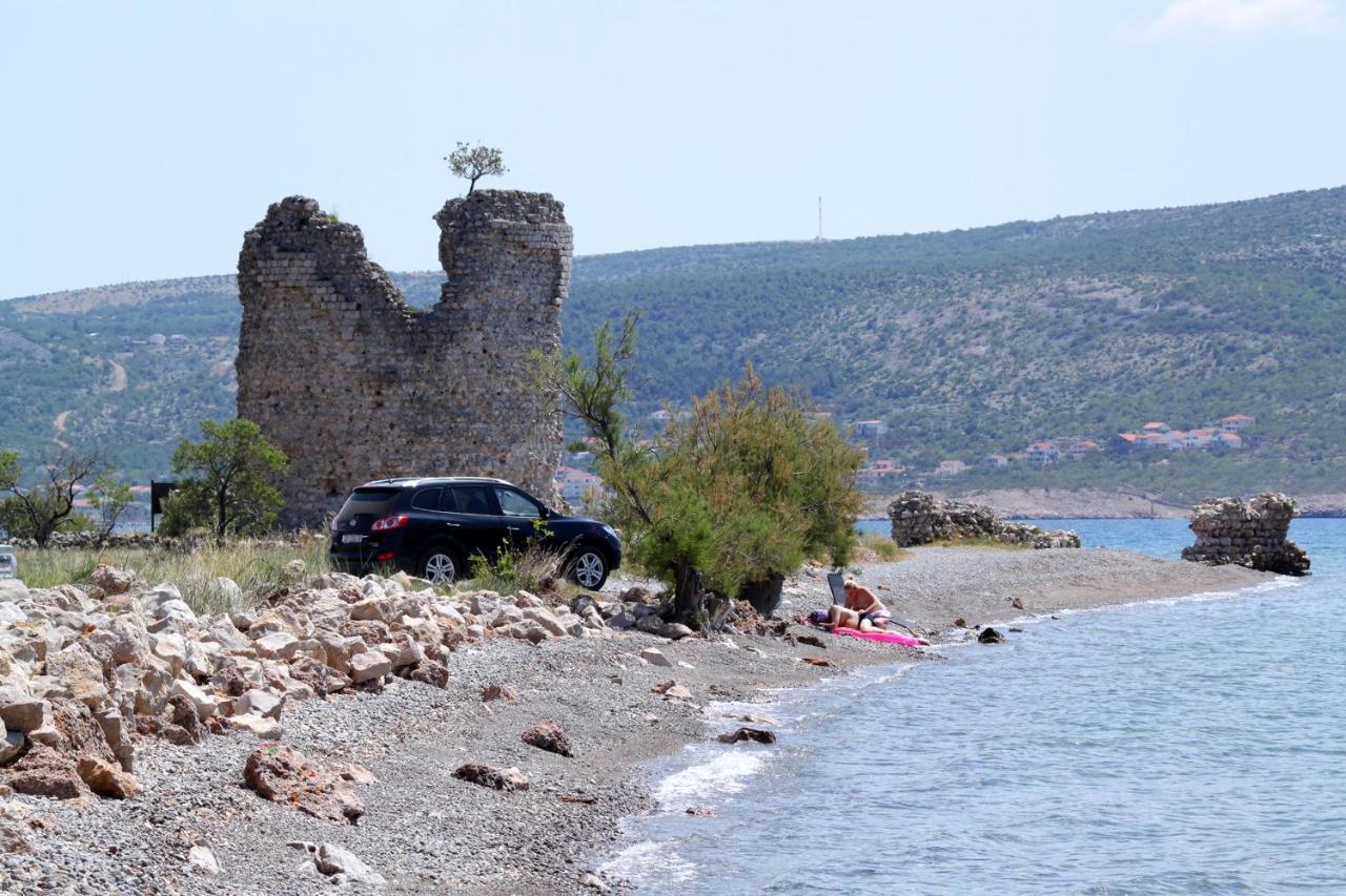 Apartments With A Parking Space Starigrad, Paklenica - 11683 Buitenkant foto